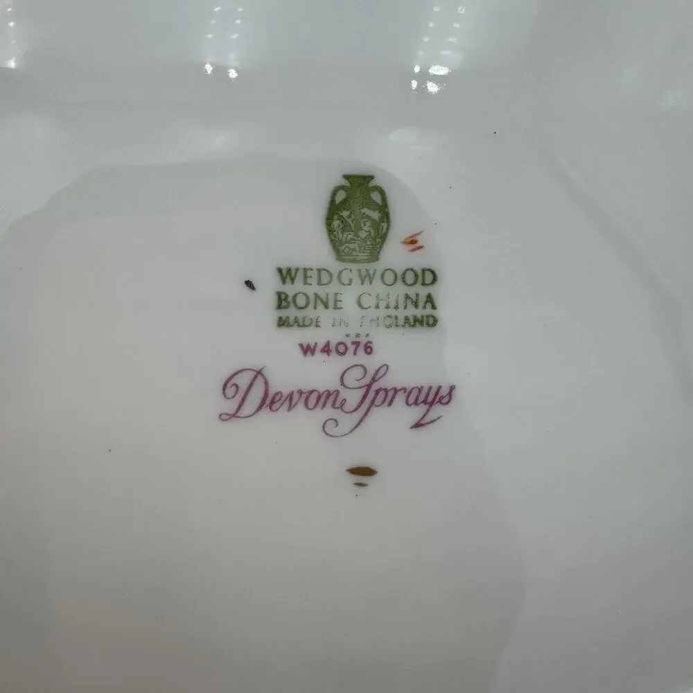 Vintage Platter by Wedgwood in Devon Sprays Bone China 13.5